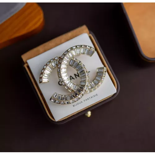 Chanel Brooches For Women #1327615