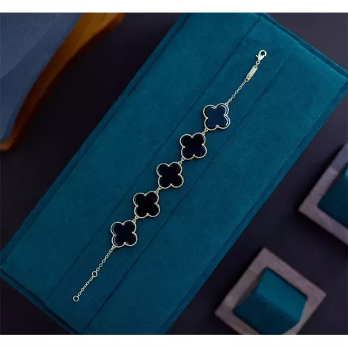 Van Cleef & Arpels Bracelets For Women #1327634