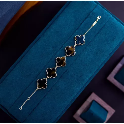 Van Cleef & Arpels Bracelets For Women #1327637