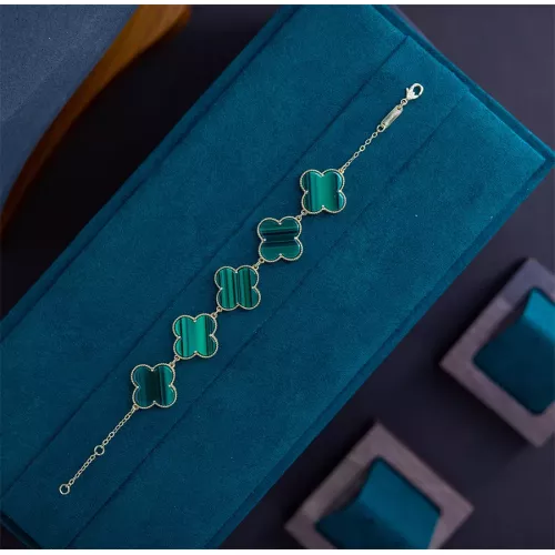 Cheap Van Cleef &amp; Arpels Bracelets For Women #1327643 Replica Wholesale [$23.00 USD] [ITEM#1327643] on Replica Van Cleef &amp; Arpels Bracelets