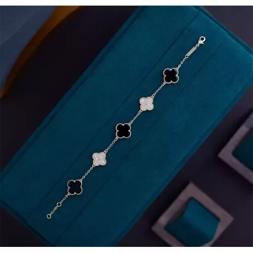 Van Cleef & Arpels Bracelets For Women #1327649