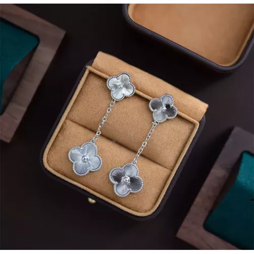 Van Cleef & Arpels Earrings For Women #1327666