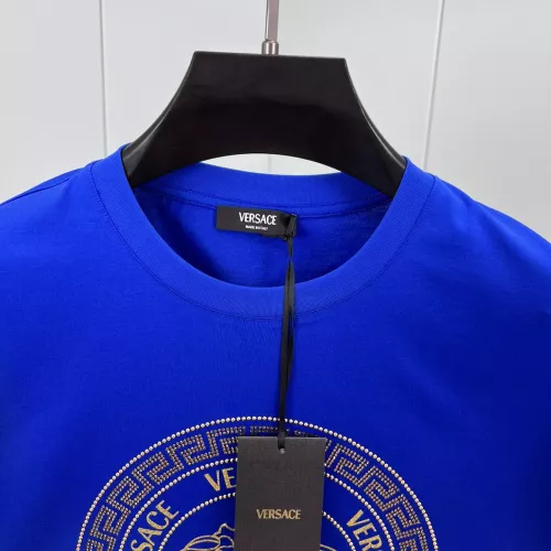 Cheap Versace T-Shirts Short Sleeved For Unisex #1328730 Replica Wholesale [$68.00 USD] [ITEM#1328730] on Replica Versace T-Shirts