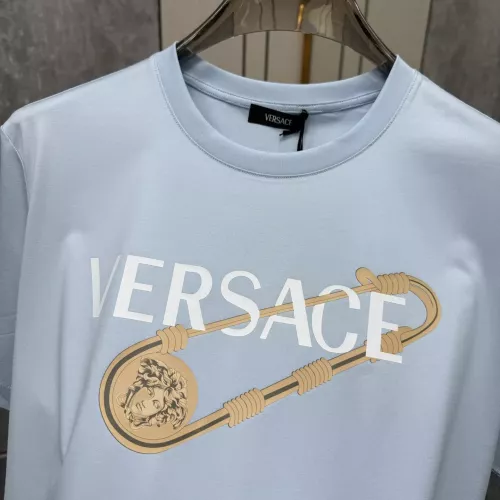 Cheap Versace T-Shirts Short Sleeved For Unisex #1328735 Replica Wholesale [$68.00 USD] [ITEM#1328735] on Replica Versace T-Shirts