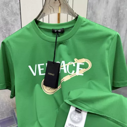 Cheap Versace T-Shirts Short Sleeved For Unisex #1328736 Replica Wholesale [$68.00 USD] [ITEM#1328736] on Replica Versace T-Shirts
