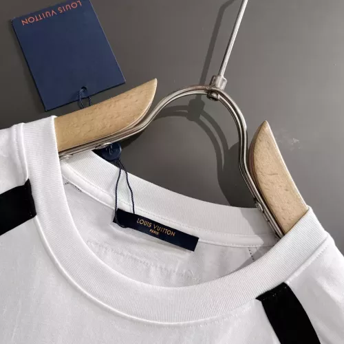 Cheap Louis Vuitton LV T-Shirts Short Sleeved For Men #1328979 Replica Wholesale [$85.00 USD] [ITEM#1328979] on Replica Louis Vuitton LV T-Shirts