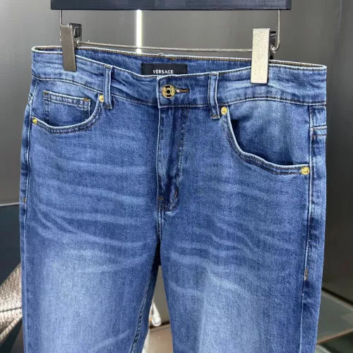 Cheap Versace Jeans For Men #1329066 Replica Wholesale [$76.00 USD] [ITEM#1329066] on Replica Versace Jeans