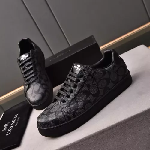 Coach Fashion Shoes For Men #1329460