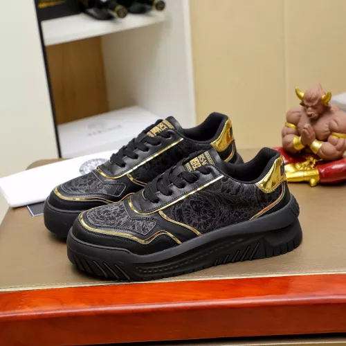 Versace Casual Shoes For Men #1329799
