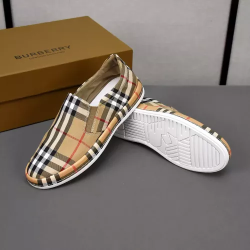 Cheap Burberry Casual Shoes For Men #1330071 Replica Wholesale [$76.00 USD] [ITEM#1330071] on Replica Burberry Casual Shoes