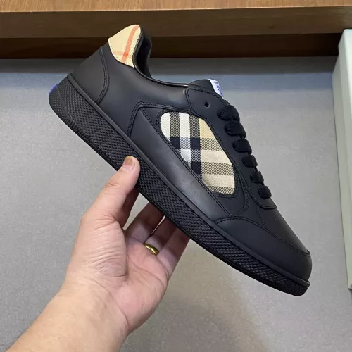 Cheap Burberry Casual Shoes For Men #1330119 Replica Wholesale [$76.00 USD] [ITEM#1330119] on Replica Burberry Casual Shoes