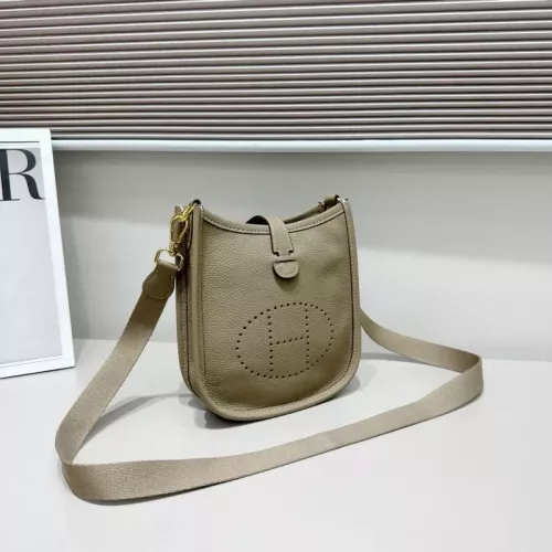 Hermes AAA Quality Messenger Bags For Women #1330197