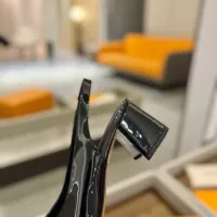 Cheap Louis Vuitton Sandal For Women #1320391 Replica Wholesale [$108.00 USD] [ITEM#1320391] on Replica Louis Vuitton Sandal