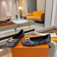 Cheap Louis Vuitton Flat Shoes For Women #1320719 Replica Wholesale [$92.00 USD] [ITEM#1320719] on Replica Louis Vuitton Flat Shoes