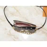Cheap Louis Vuitton Messenger Bags For Women #1322015 Replica Wholesale [$60.00 USD] [ITEM#1322015] on Replica Louis Vuitton Messenger Bags