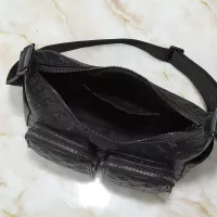 Cheap Louis Vuitton AAA Quality Messenger Bags For Women #1322099 Replica Wholesale [$68.00 USD] [ITEM#1322099] on Replica Louis Vuitton AAA Quality Messenger Bags