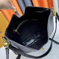 Cheap Louis Vuitton AAA Quality Messenger Bags For Women #1322186 Replica Wholesale [$80.00 USD] [ITEM#1322186] on Replica Louis Vuitton AAA Quality Messenger Bags