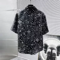 Cheap Louis Vuitton LV Tracksuits Short Sleeved For Men #1322995 Replica Wholesale [$82.00 USD] [ITEM#1322995] on Replica Louis Vuitton LV Tracksuits