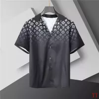 Cheap Louis Vuitton LV Tracksuits Short Sleeved For Men #1323354 Replica Wholesale [$60.00 USD] [ITEM#1323354] on Replica Louis Vuitton LV Tracksuits