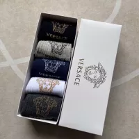 Cheap Versace Socks For Men #1324493 Replica Wholesale [$25.00 USD] [ITEM#1324493] on Replica Versace Socks