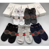 Cheap Versace Socks For Men #1324620 Replica Wholesale [$25.00 USD] [ITEM#1324620] on Replica Versace Socks