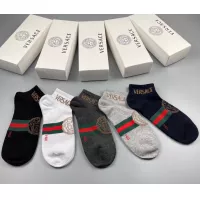 Cheap Versace Socks For Men #1324620 Replica Wholesale [$25.00 USD] [ITEM#1324620] on Replica Versace Socks