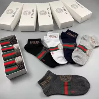 Cheap Versace Socks For Men #1324620 Replica Wholesale [$25.00 USD] [ITEM#1324620] on Replica Versace Socks