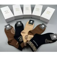 Cheap Versace Socks For Men #1324660 Replica Wholesale [$25.00 USD] [ITEM#1324660] on Replica Versace Socks