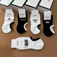 Cheap Chanel Socks For Women #1324931 Replica Wholesale [$25.00 USD] [ITEM#1324931] on Replica Chanel Socks