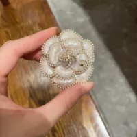 Cheap Chanel Brooches For Women #1327123 Replica Wholesale [$29.00 USD] [ITEM#1327123] on Replica Chanel Brooches