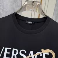 Cheap Versace T-Shirts Short Sleeved For Unisex #1328737 Replica Wholesale [$68.00 USD] [ITEM#1328737] on Replica Versace T-Shirts