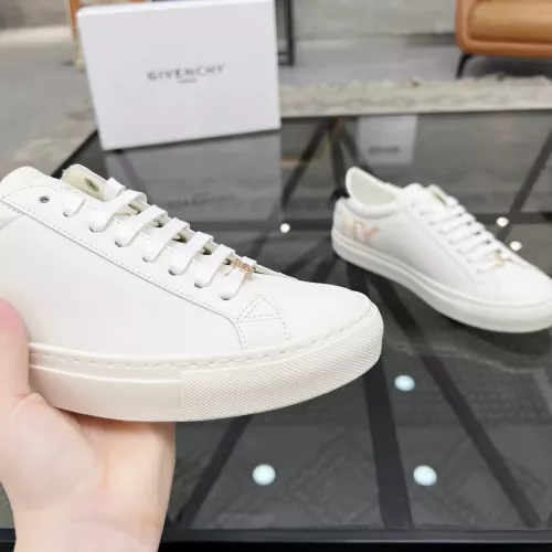 Cheap Givenchy Casual Shoes For Men #1330417 Replica Wholesale [$76.00 USD] [ITEM#1330417] on Replica Givenchy Casual Shoes