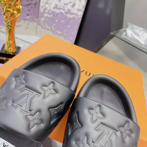 Cheap Louis Vuitton Slippers For Men #1330543 Replica Wholesale [$52.00 USD] [ITEM#1330543] on Replica Louis Vuitton Slippers