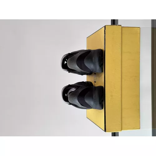 Cheap Fendi Casual Shoes For Men #1330568 Replica Wholesale [$130.00 USD] [ITEM#1330568] on Replica Fendi Casual Shoes