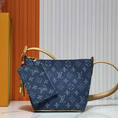 Louis Vuitton AAA Quality Messenger Bags For Women #1330594