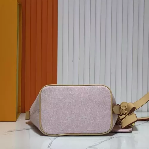 Cheap Louis Vuitton AAA Quality Messenger Bags For Women #1330595 Replica Wholesale [$68.00 USD] [ITEM#1330595] on Replica Louis Vuitton AAA Quality Messenger Bags