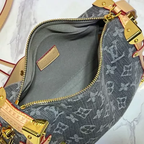 Cheap Louis Vuitton AAA Quality Messenger Bags For Women #1330618 Replica Wholesale [$80.00 USD] [ITEM#1330618] on Replica Louis Vuitton AAA Quality Messenger Bags