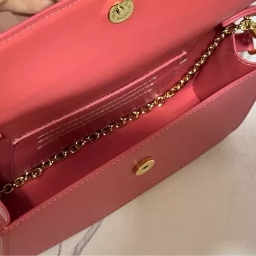 Cheap Louis Vuitton Messenger Bags For Women #1330642 Replica Wholesale [$60.00 USD] [ITEM#1330642] on Replica Louis Vuitton Messenger Bags