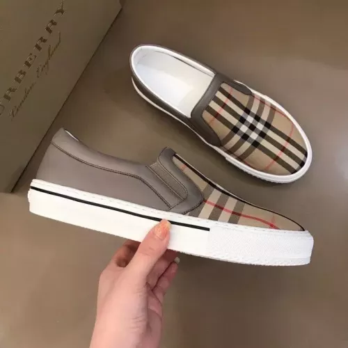 Cheap Burberry Casual Shoes For Men #1330700 Replica Wholesale [$68.00 USD] [ITEM#1330700] on Replica Burberry Casual Shoes