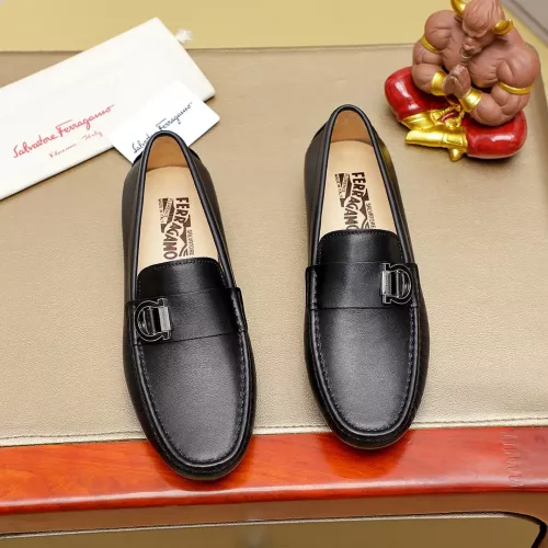 Salvatore Ferragamo Leather Shoes For Men #1330820