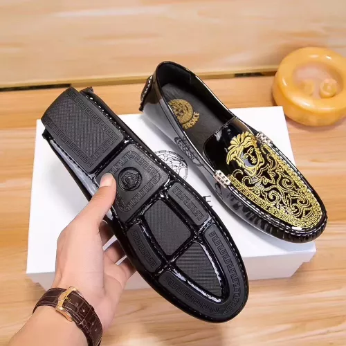 Cheap Versace Leather Shoes For Men #1330826 Replica Wholesale [$72.00 USD] [ITEM#1330826] on Replica Versace Leather Shoes
