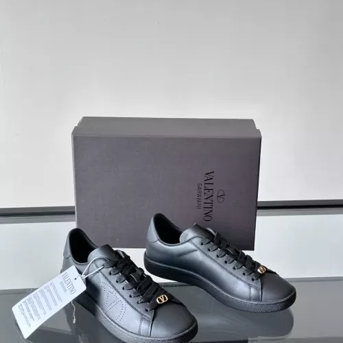 Cheap Valentino Casual Shoes For Men #1331021 Replica Wholesale [$82.00 USD] [ITEM#1331021] on Replica Valentino Casual Shoes