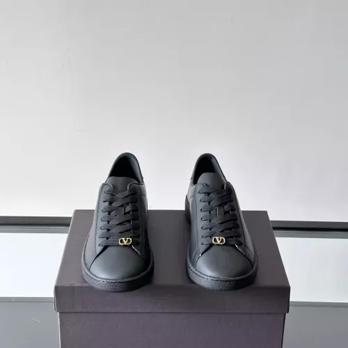 Cheap Valentino Casual Shoes For Men #1331023 Replica Wholesale [$82.00 USD] [ITEM#1331023] on Replica Valentino Casual Shoes