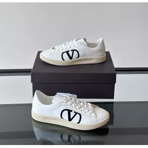 Cheap Valentino Casual Shoes For Men #1331024 Replica Wholesale [$82.00 USD] [ITEM#1331024] on Replica Valentino Casual Shoes