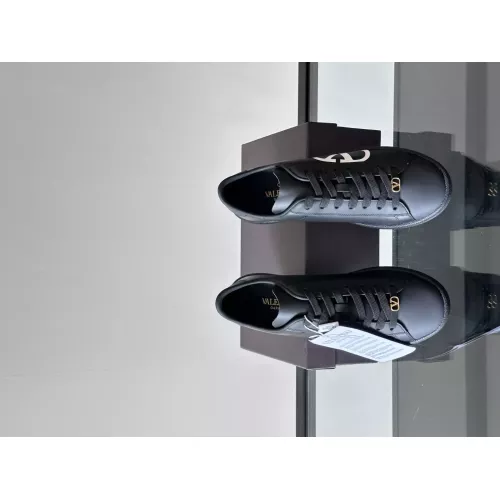 Cheap Valentino Casual Shoes For Men #1331025 Replica Wholesale [$82.00 USD] [ITEM#1331025] on Replica Valentino Casual Shoes