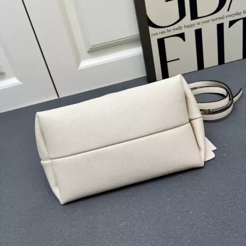 Cheap Gucci AAA Quality Handbags For Women #1331191 Replica Wholesale [$100.00 USD] [ITEM#1331191] on Replica Gucci AAA Quality Handbags