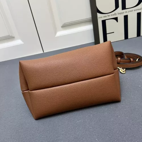 Cheap Gucci AAA Quality Handbags For Women #1331194 Replica Wholesale [$100.00 USD] [ITEM#1331194] on Replica Gucci AAA Quality Handbags