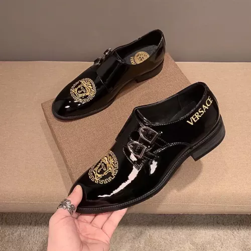 Versace Leather Shoes For Men #1331213