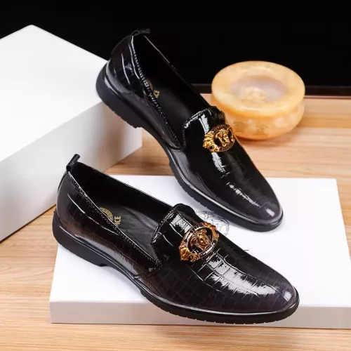 Versace Leather Shoes For Men #1331253