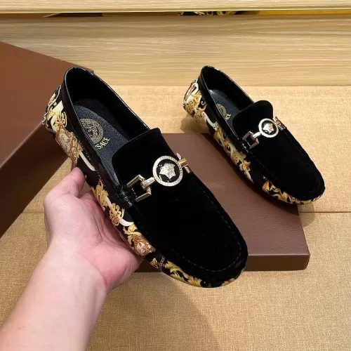 Versace Leather Shoes For Men #1331275
